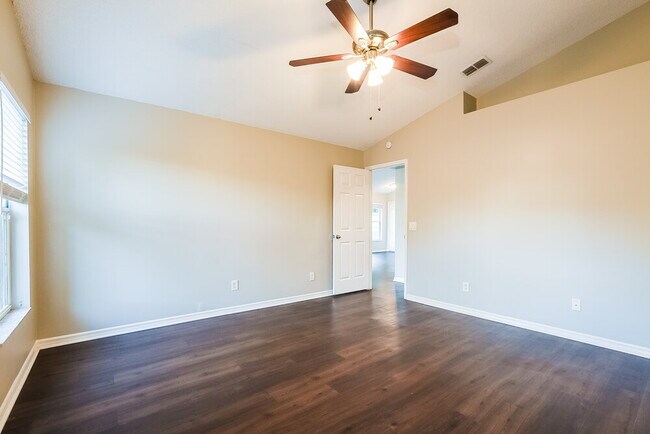 Building Photo - 15 S Cervidae Dr