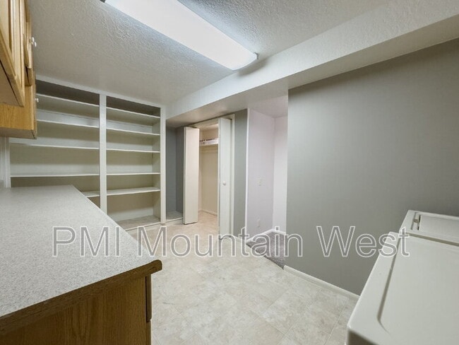 Building Photo - 1123 S 1500 E