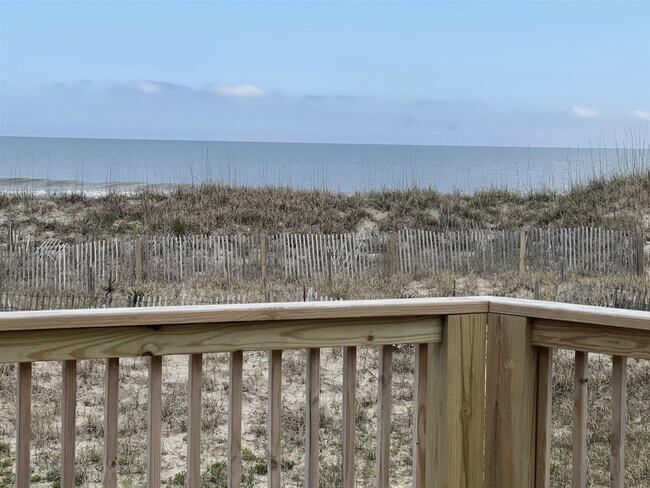 Building Photo - 57144 Lighthouse Rd