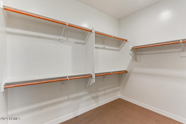 Building Photo - 7440 E Via De Luna Dr