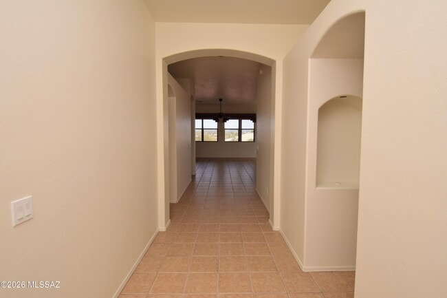 Building Photo - 8167 W Circulo De Los Morteros