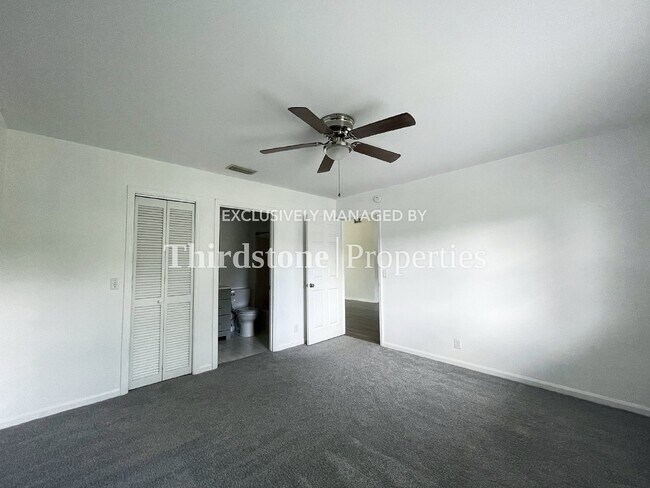 Building Photo - 139 Cherry Point Dr