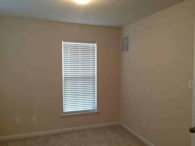 Building Photo - Prelease for January 2026!