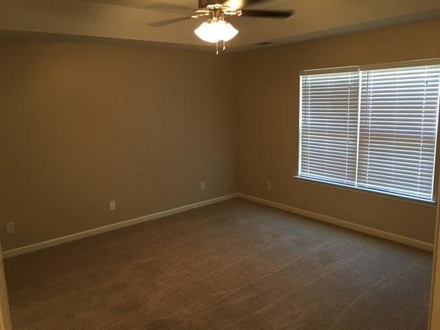 Building Photo - 140 Nandina Wy