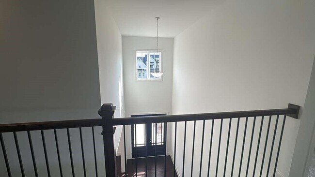 Building Photo - 5365 Travers Ln