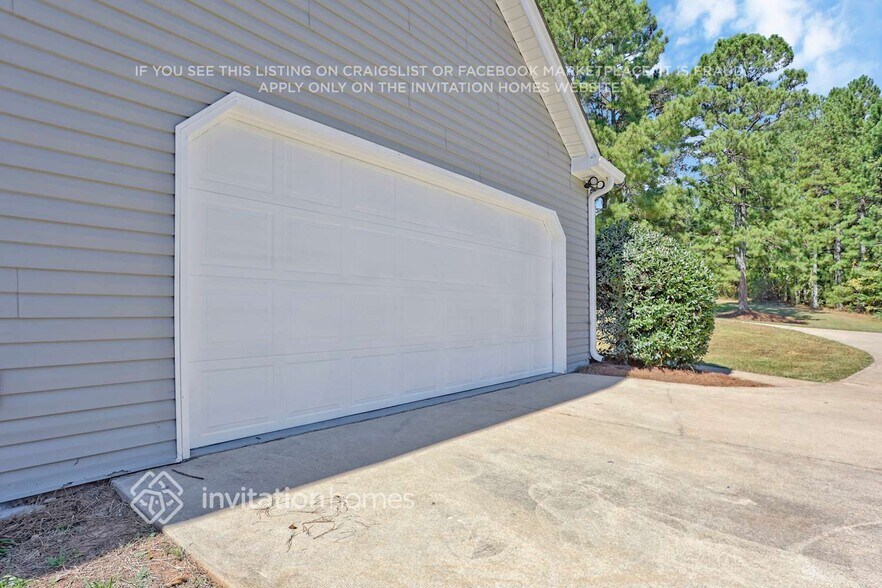 Building Photo - 413 Ledbetter Rd