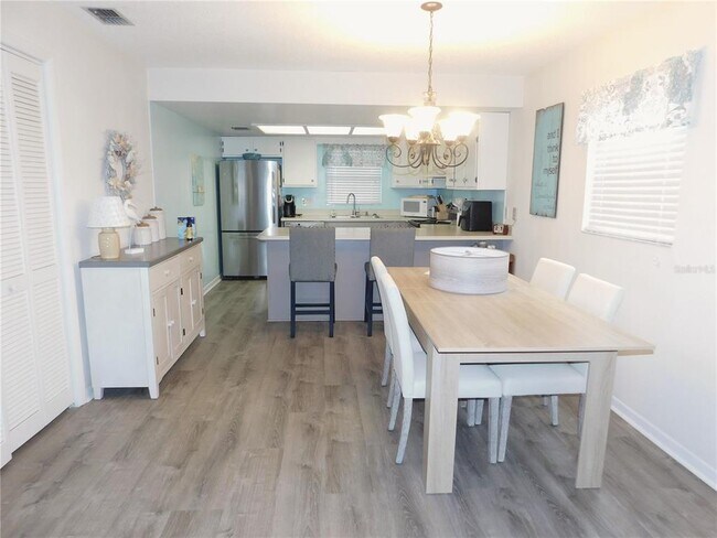 Building Photo - 1400 Tarpon Woods Blvd