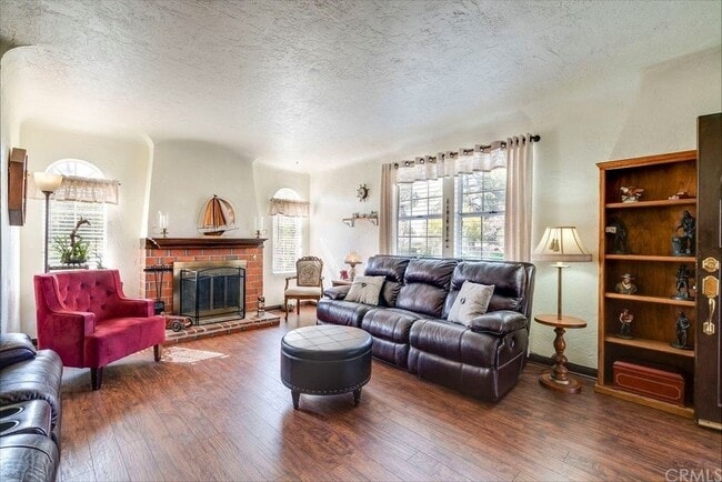 Building Photo - 5888 Grand Ave