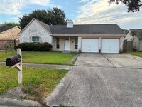 Building Photo - 12718 Hunting Brook Dr