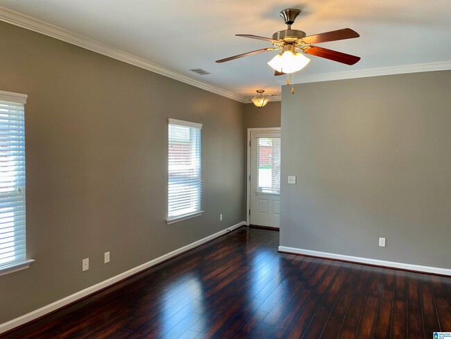 Building Photo - 2715 Oxmoor Glen Dr