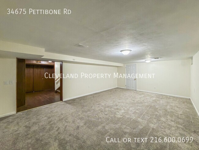 Building Photo - 34675 Pettibone Rd