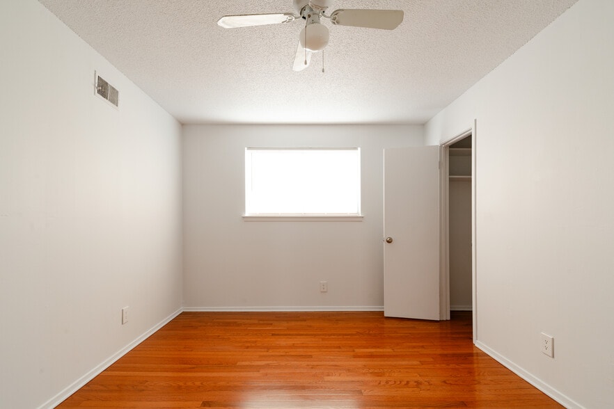 Building Photo - 1337 Vinton Ave