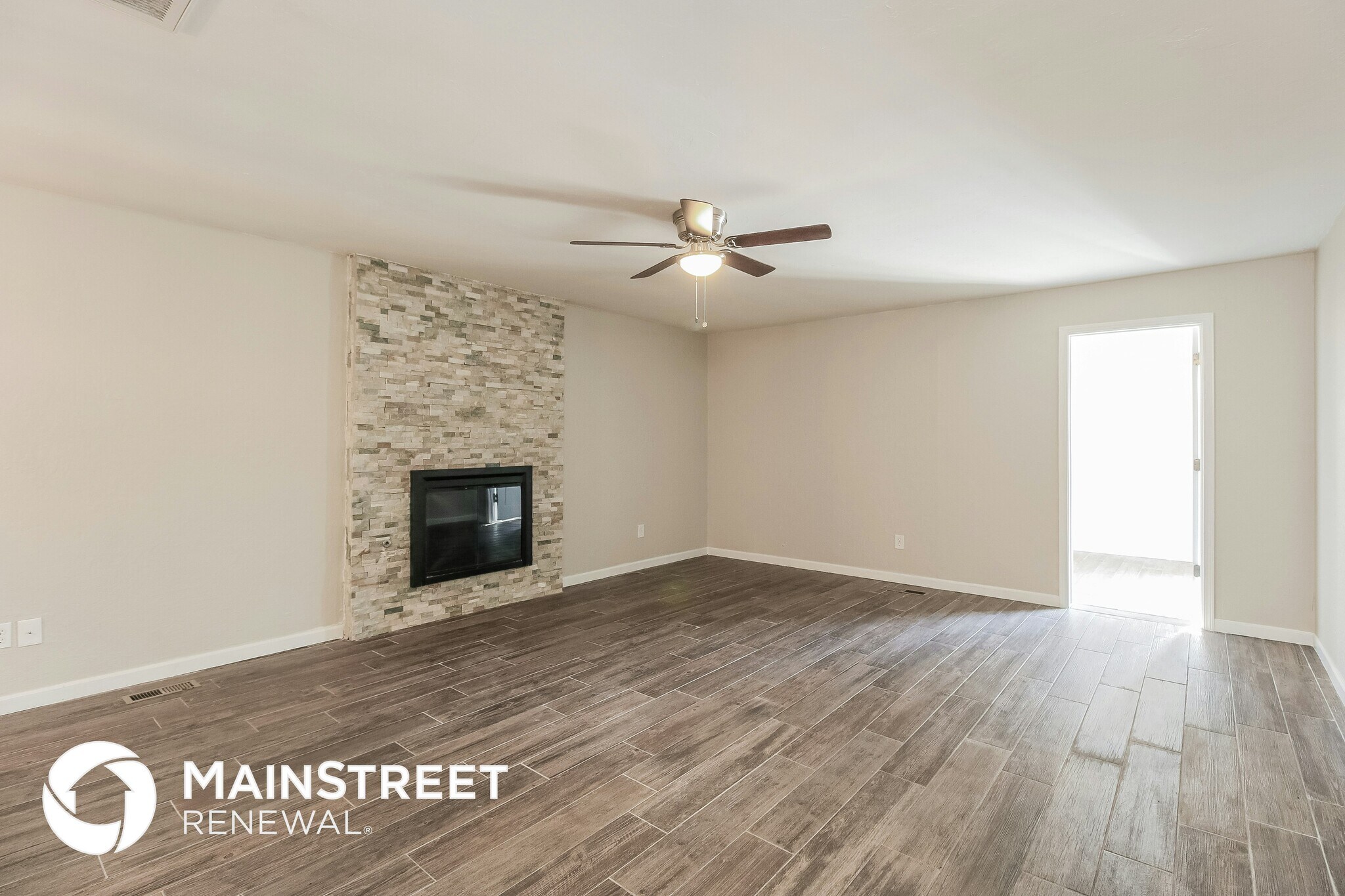 Building Photo - 8716 Tracy Dr