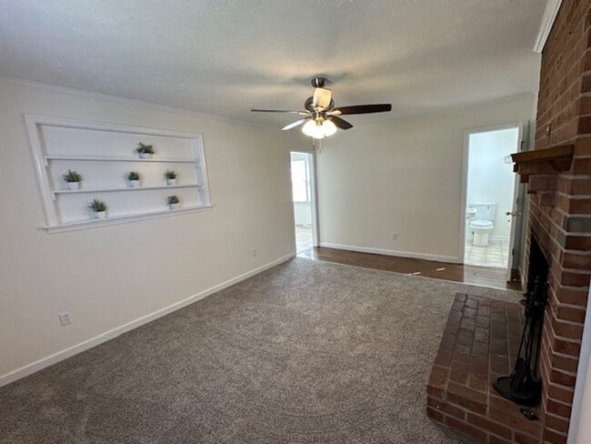 Building Photo - 5401 Bellmeadows Rd