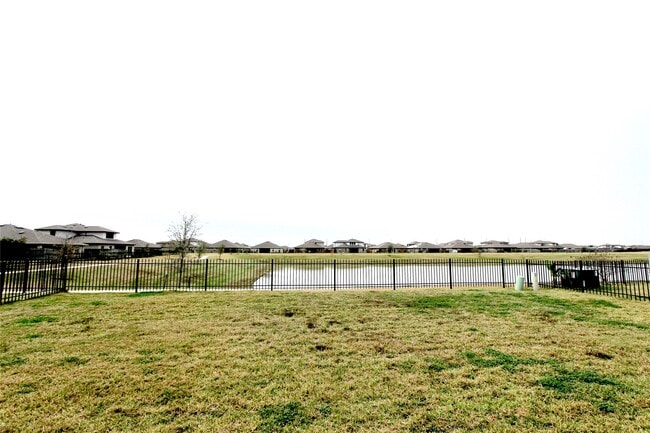 Building Photo - 3570 Joshua Grv Ln