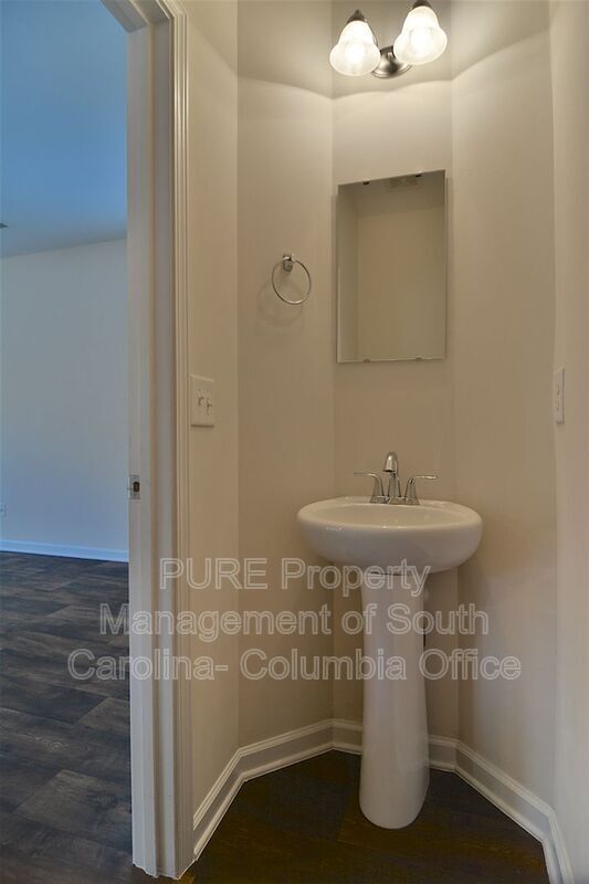 Building Photo - 207 Eagle Park Dr