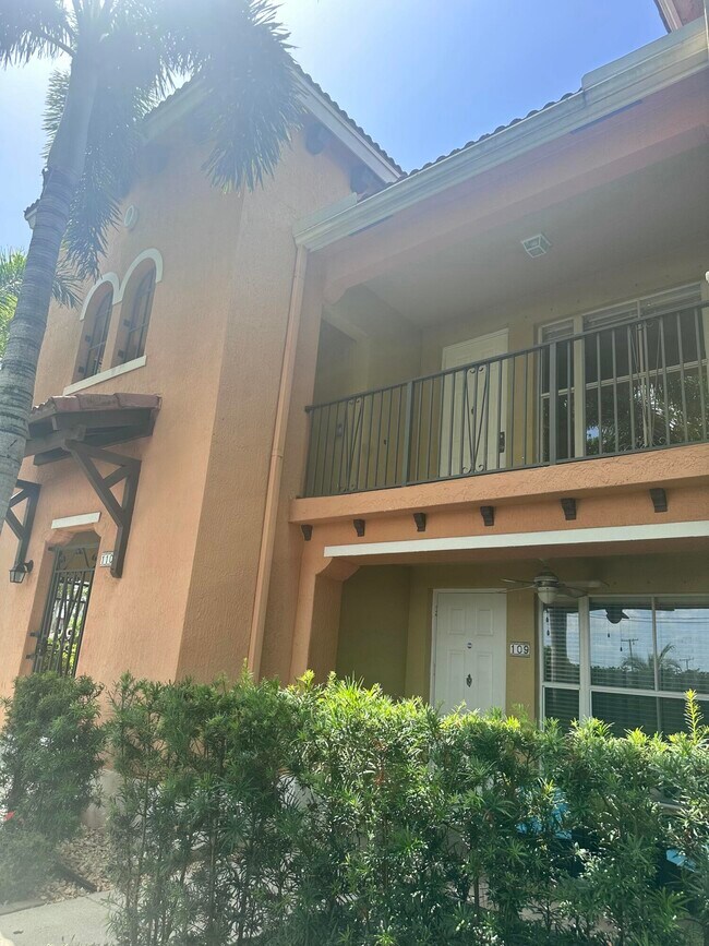 Building Photo - 3569 Forest Hill Blvd