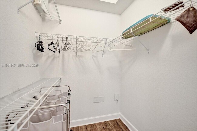 Building Photo - 6001 SW 70th St