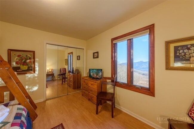 Building Photo - 1776 Beech Mountain Pkwy