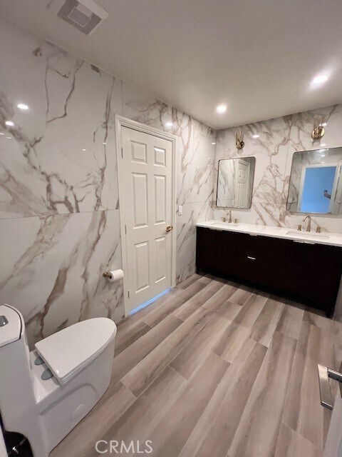 Building Photo - 7370 E Nightingale Cir