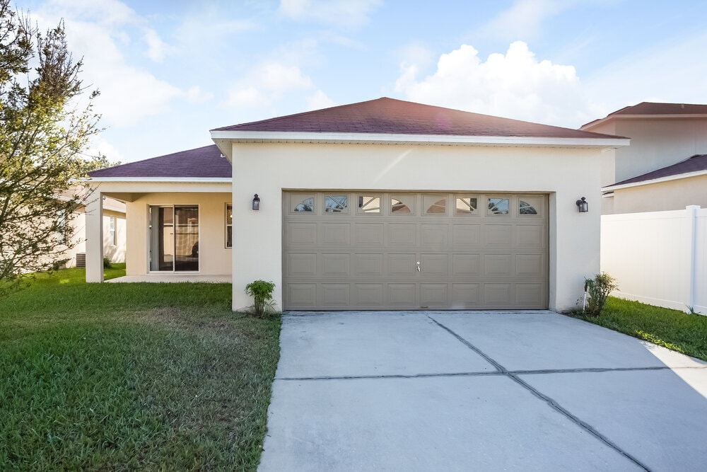 Building Photo - 2302 Abey Blanco Dr