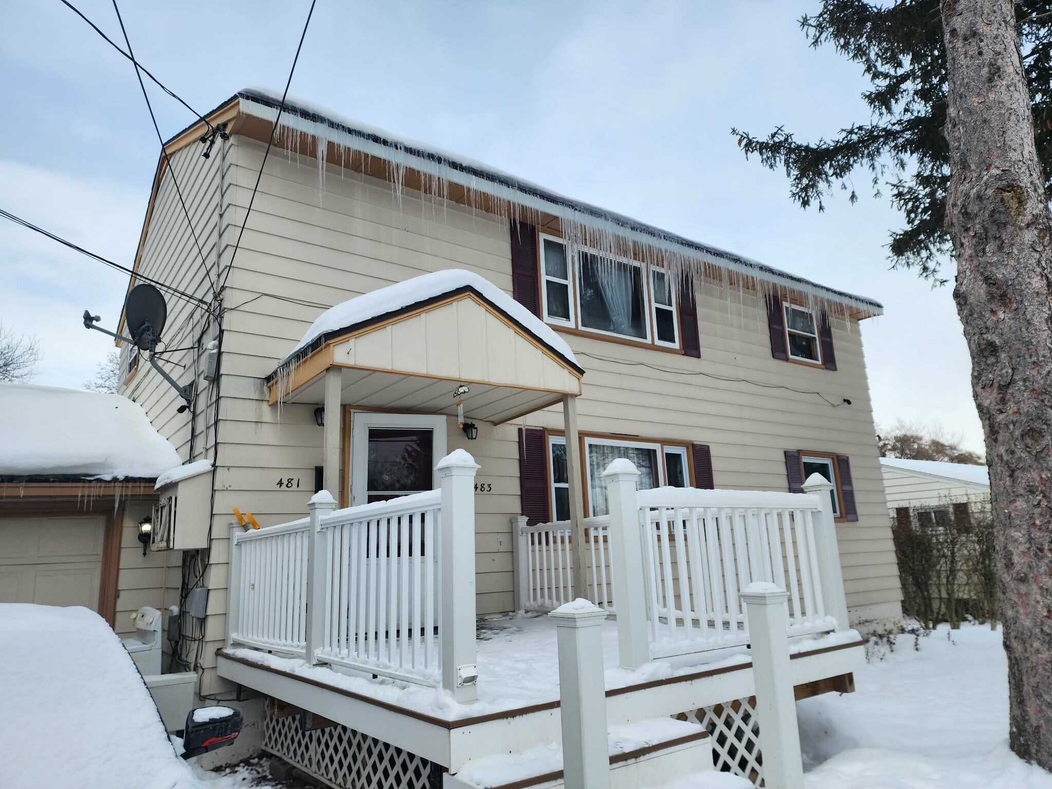 Building Photo - 483 Lillian Ave