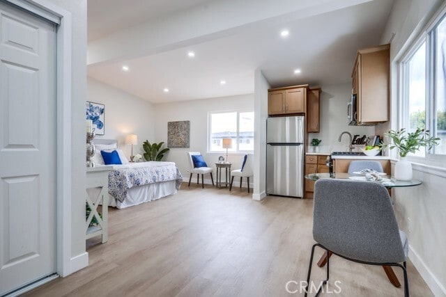 Building Photo - 11068 El Amarillo Ave