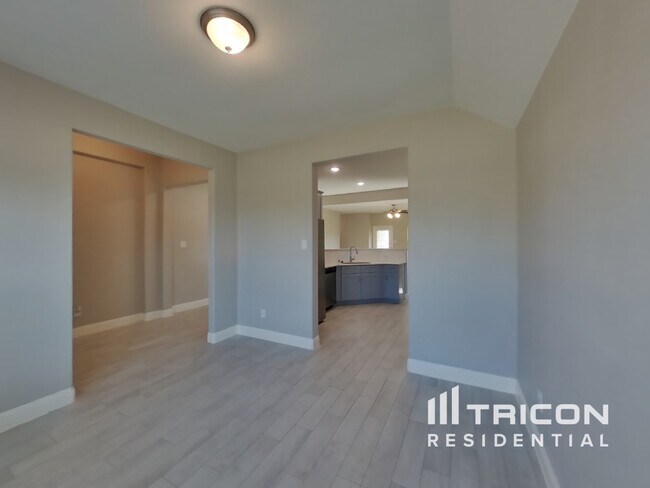 Building Photo - 4240 Calla Dr