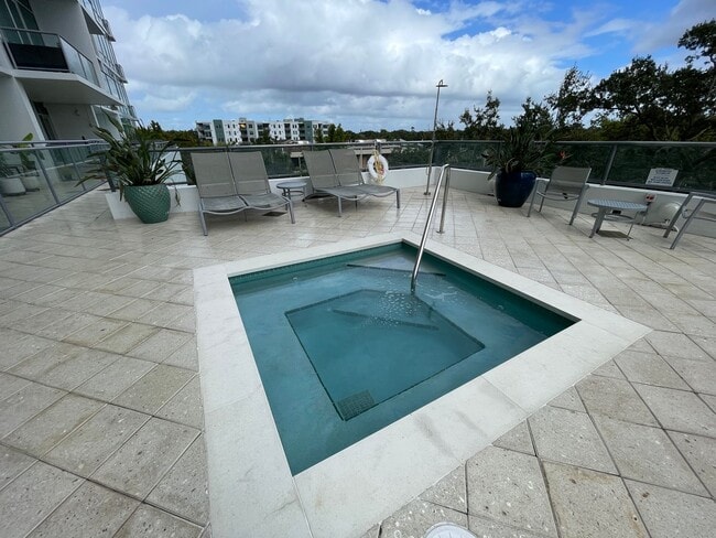 Building Photo - Modern High-Rise Condo in Downtown Orlando...