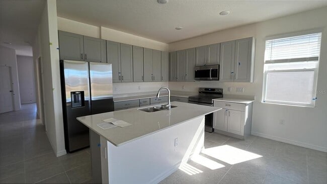 Building Photo - 184 Bottle Brush Dr