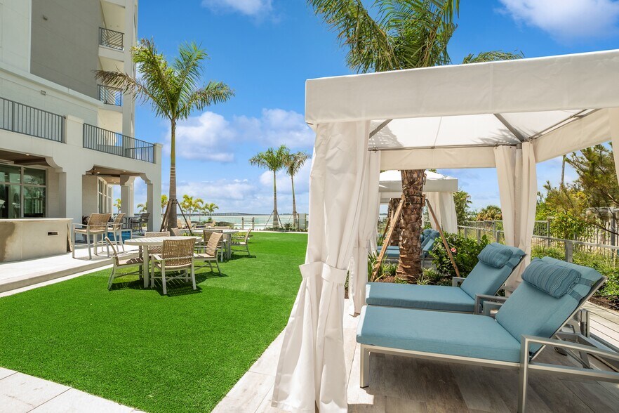 Bainbridge Bayview 2981 Gulf To Bay Blvd Clearwater FL 33759