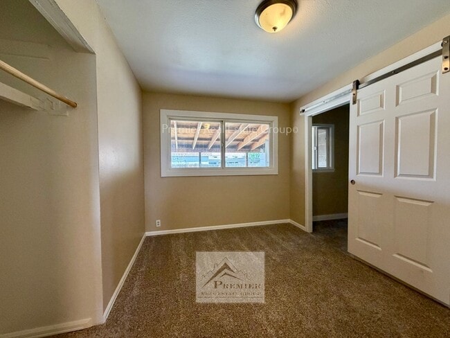 Building Photo - 1132 Norwood Ave