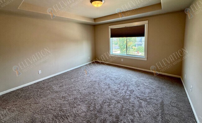Building Photo - 63151 Black Powder Ln
