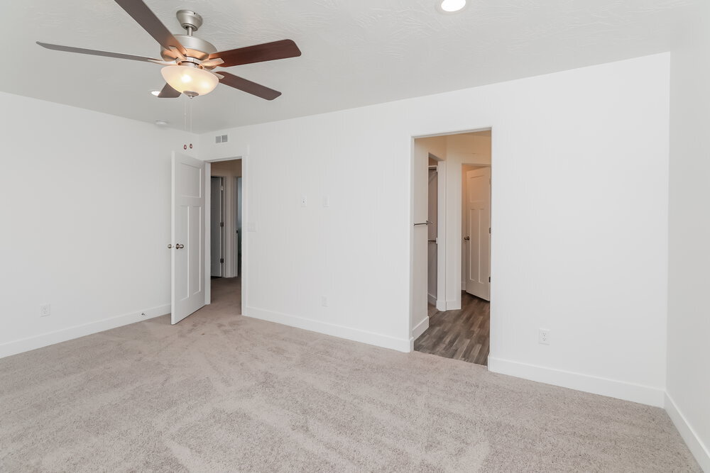 Building Photo - 4728 Rustic Ranch Way