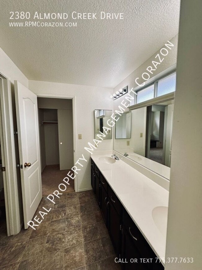 Building Photo - 2380 Almond Creek Dr