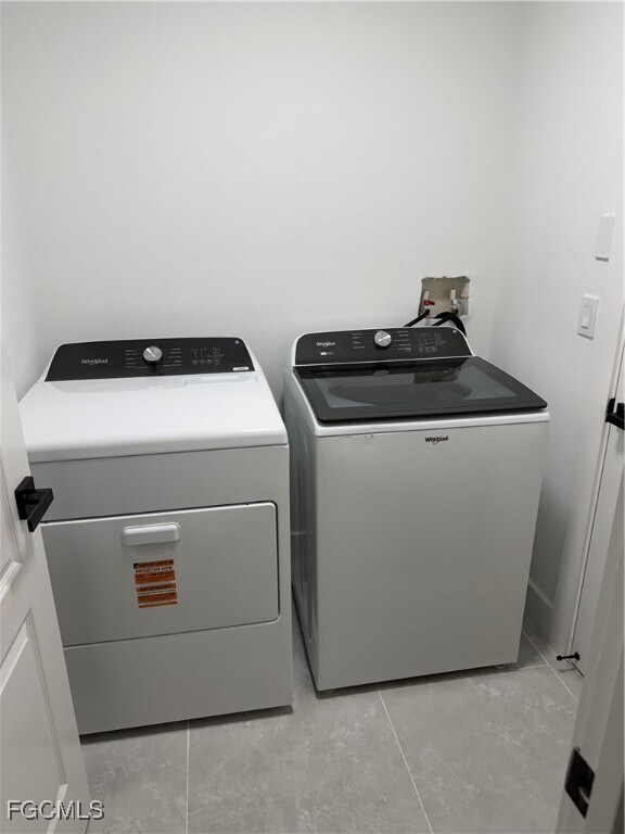 Building Photo - 741 Boulogne Ct