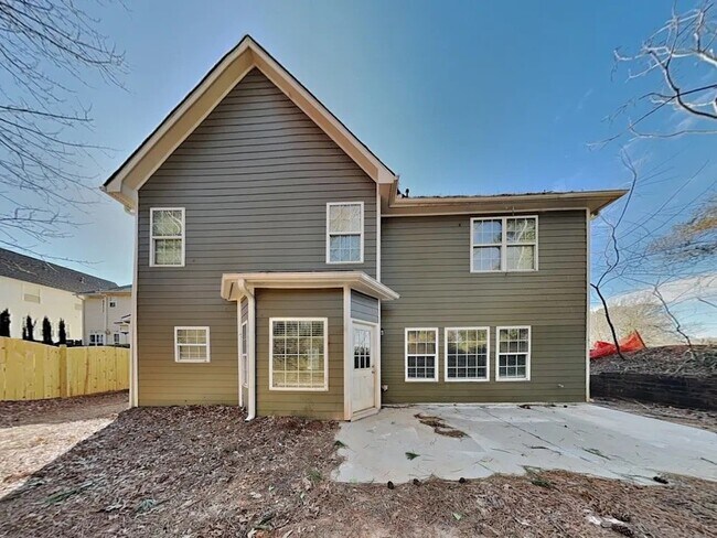 Building Photo - 2096 Somerset Pl SE