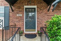 Building Photo - 5621 Kingsport Dr