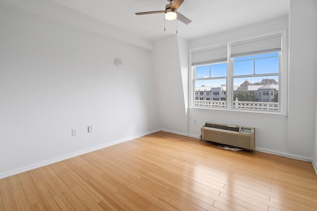 Building Photo - 30 Freedom Way