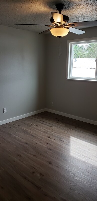 Building Photo - 765 N Colorado Ave