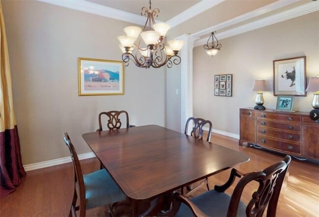 Building Photo - 821 Plum Hollow Dr