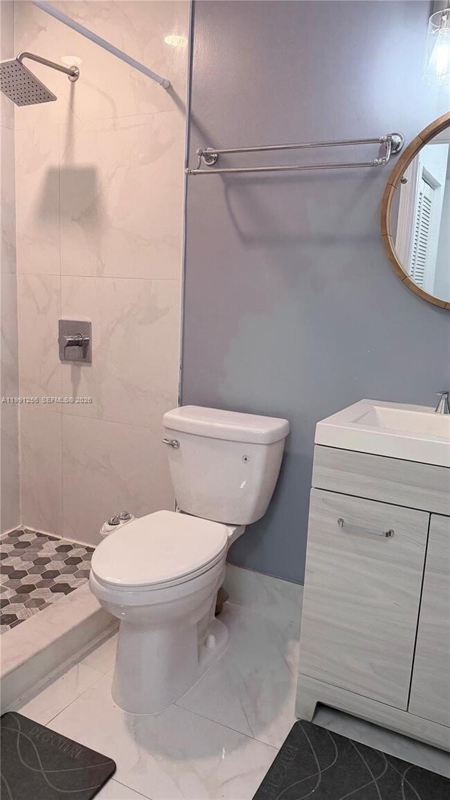 Building Photo - 5785 NW 116th Ave