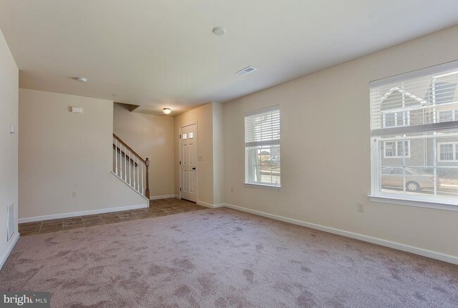 Building Photo - 530 Byler Cir