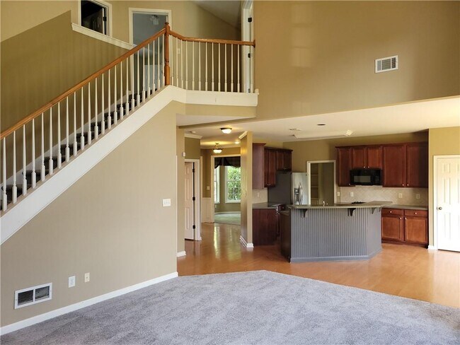 Building Photo - 3605 Mystic Dr