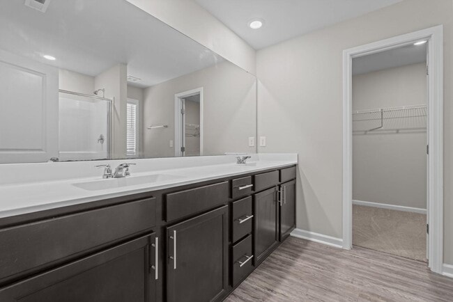 Building Photo - 205 Abercorn Wy