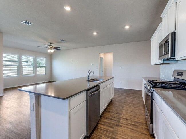 Building Photo - 114 Isaac Millsaps Trl