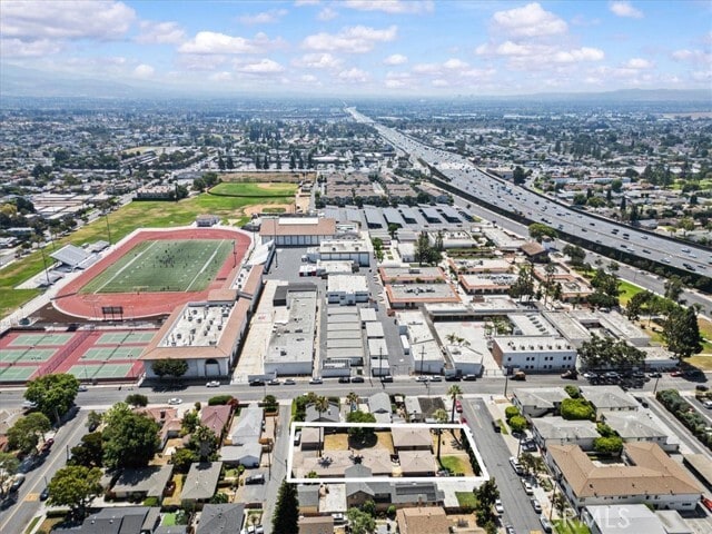 Building Photo - 1099 Bonita St