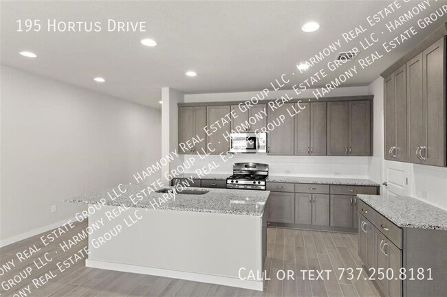 Building Photo - 195 Hortus Dr