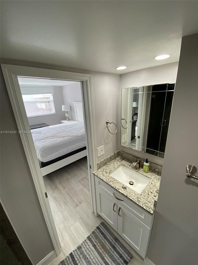 Building Photo - 2929 S Ocean Blvd