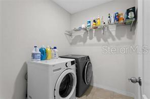 Building Photo - 1872 Rustic Falls Dr